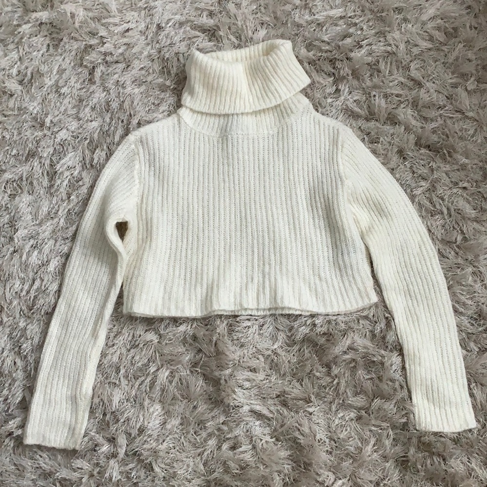Ivory Cropped Sweater